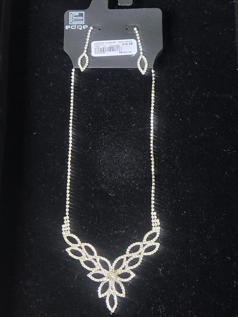 edge Gold-Tone Filigree Floral Necklace